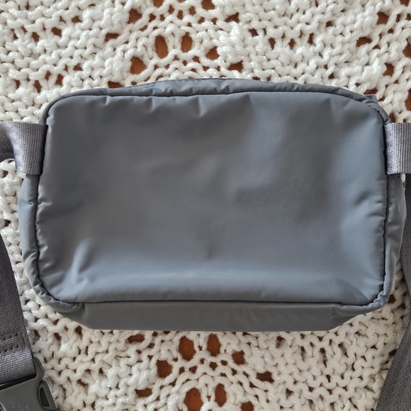 Athleta Gray All About Crossbody Belt Bag - Picture 7 of 12